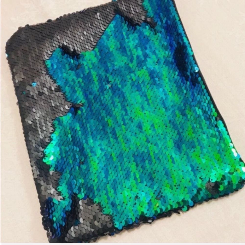 Tarte Cosmetics Sequin Reversible Flip Mermaid Bag